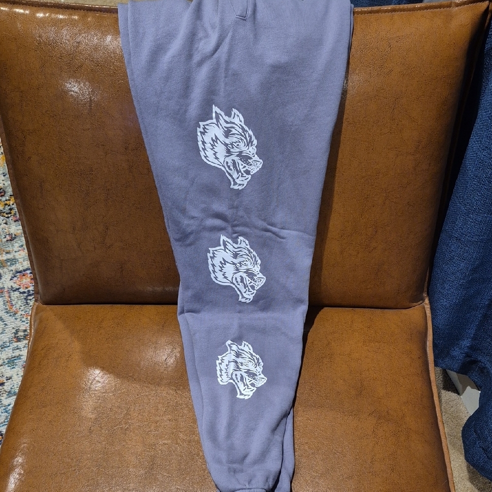 DARC SPORT Gray Sweatpants with Wolf Design